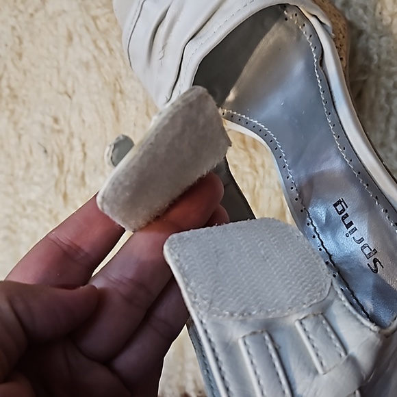 White leather wedge strap heels - Picture 8 of 11